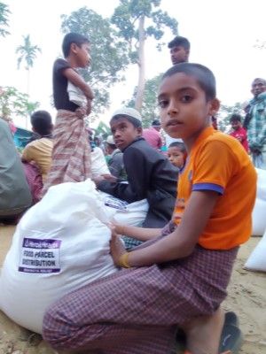 Rohingya Food Parcel
